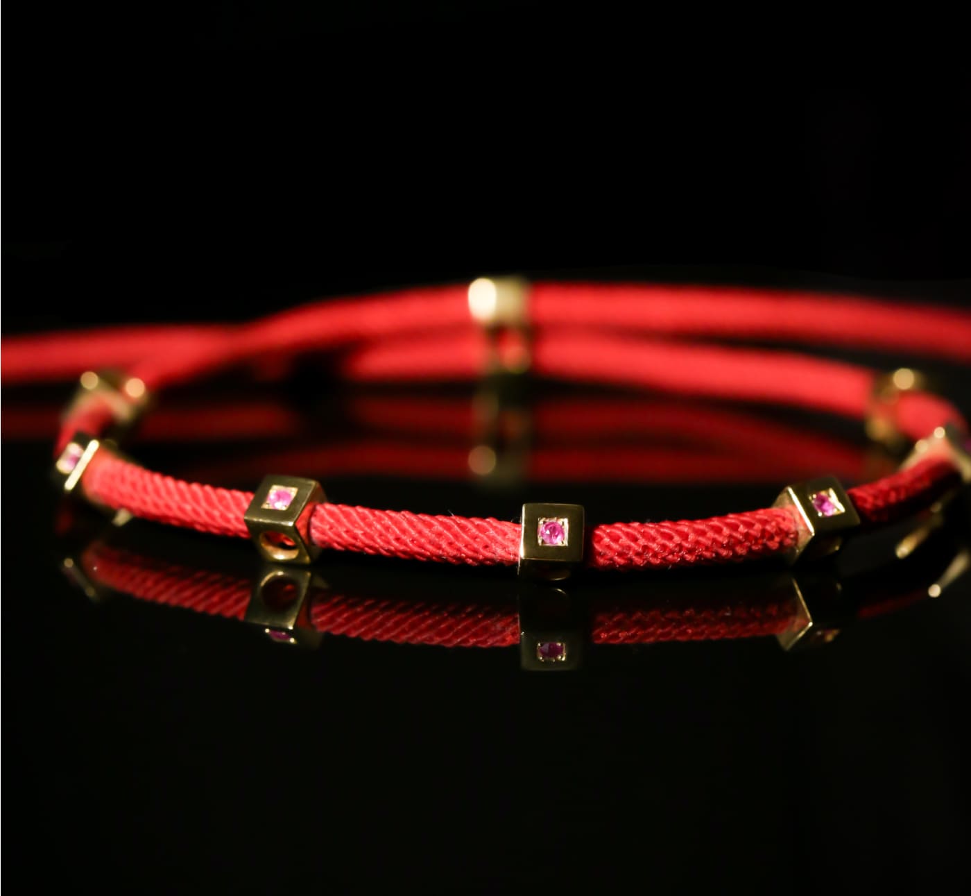 Colar amuleto esmeralda - Vista