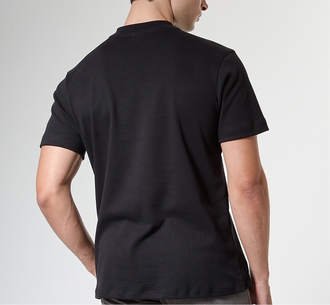 Colar amuleto esmeralda - Vista