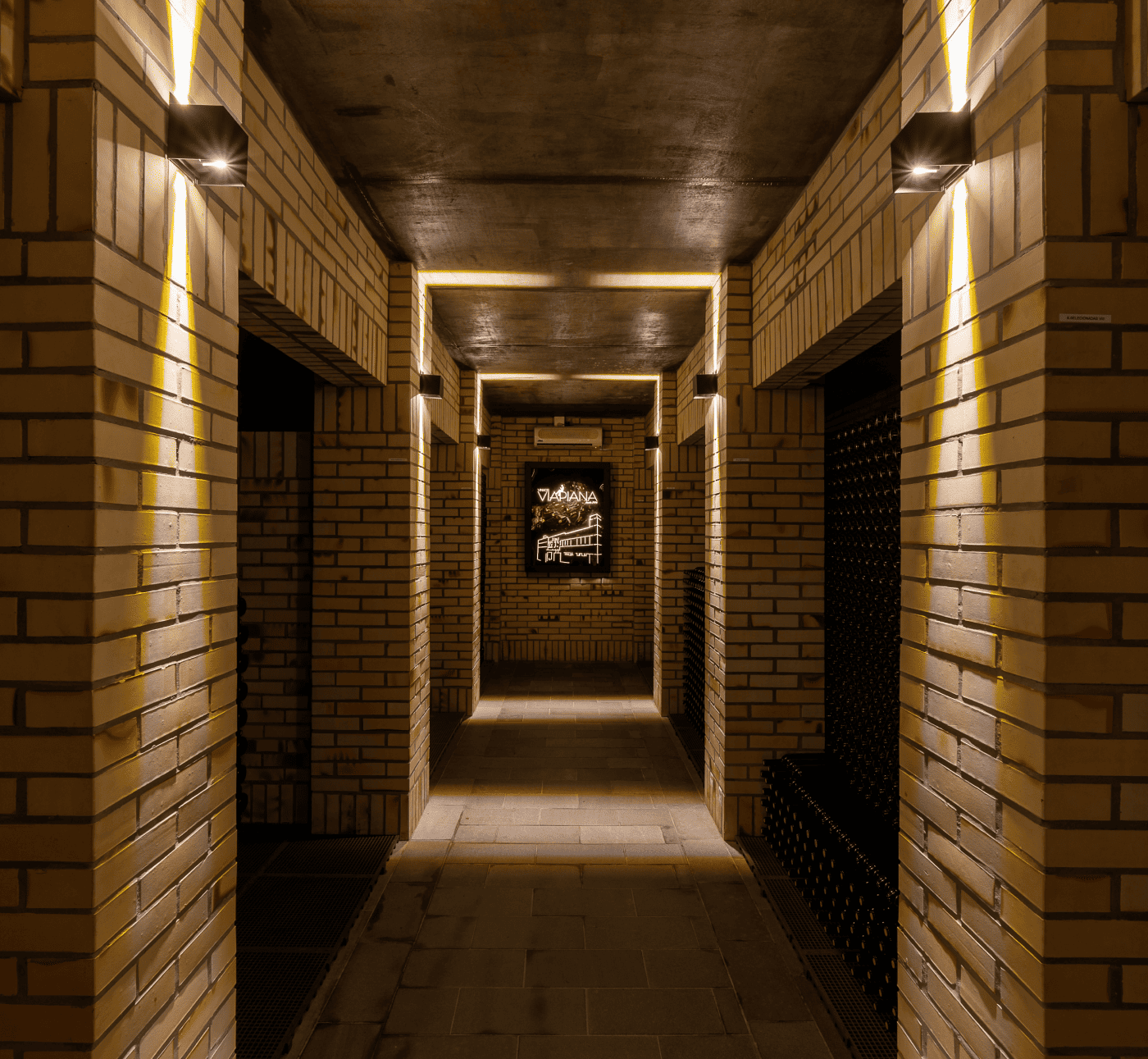 Colar amuleto esmeralda - Vista